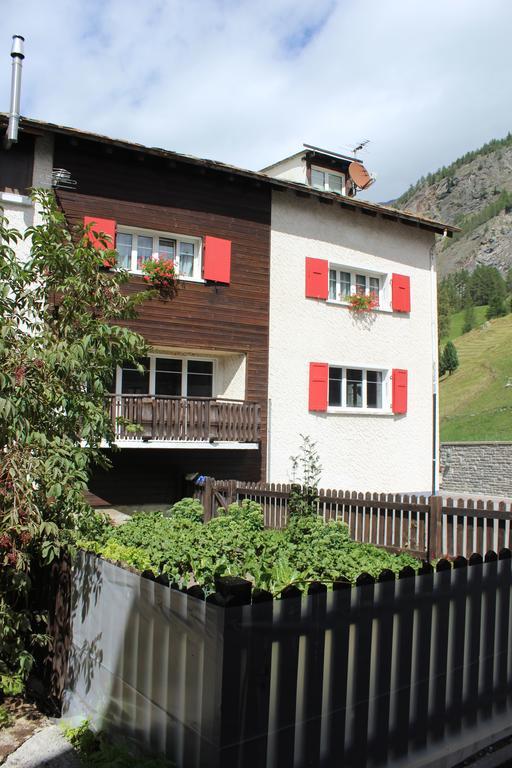 Haus Dorf 7 Apartment Saas-Grund Exterior foto