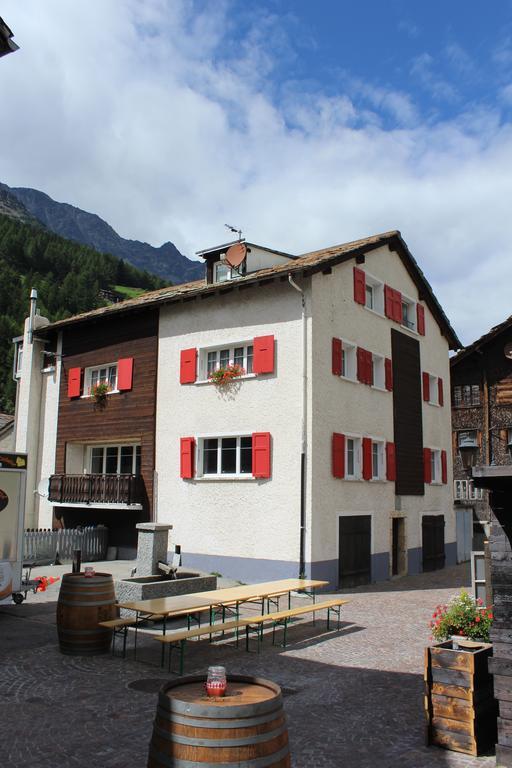 Haus Dorf 7 Apartment Saas-Grund Exterior foto